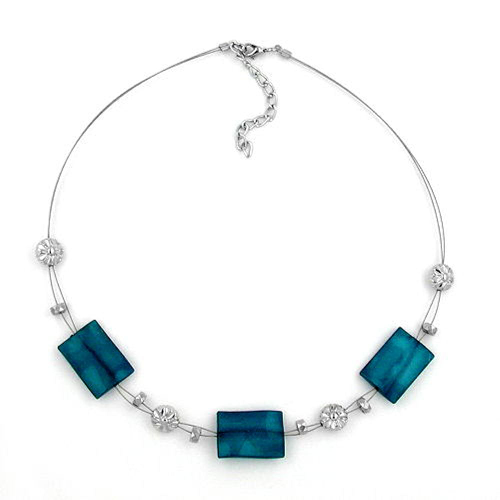 Kette, Viereck petrol-verschiedene Farben auf Draht