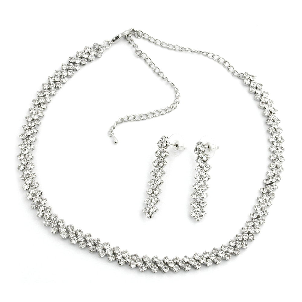Set, Strasskette und Strass-Ohrstecker