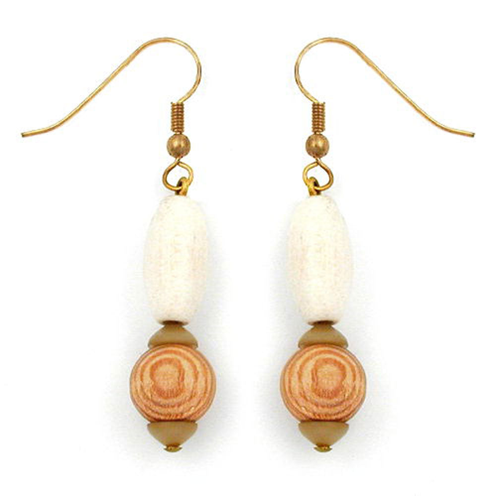 Ohrhaken, finnische Tanne, Holz weiß