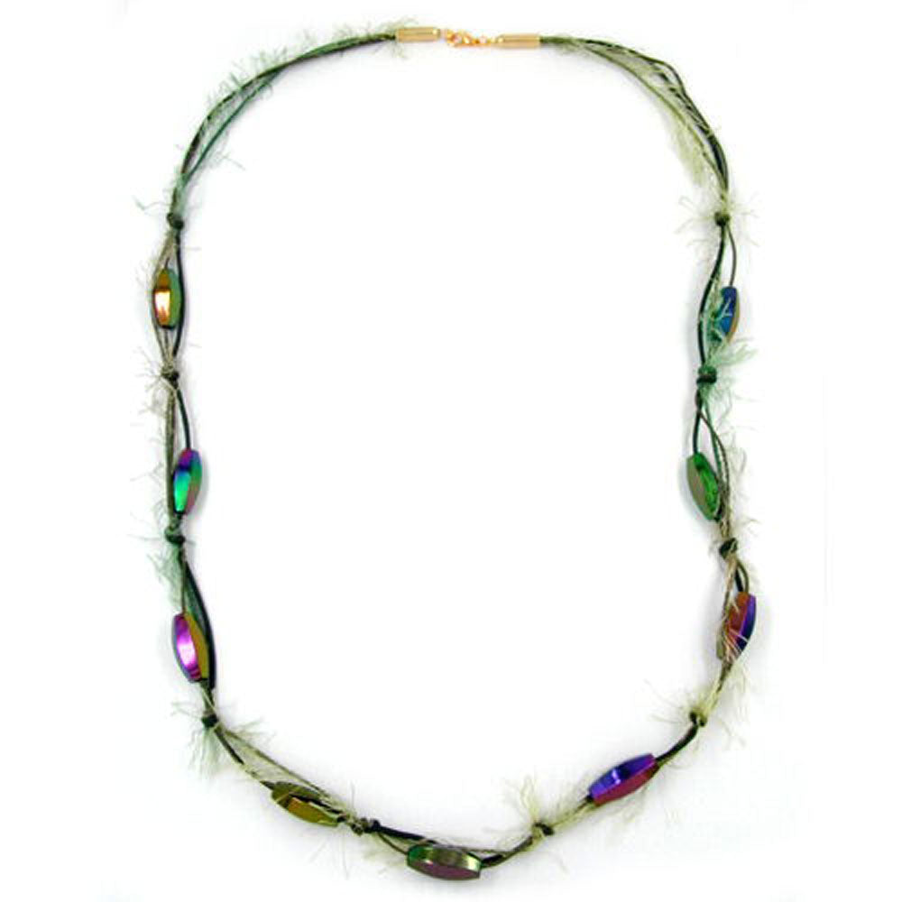 Kette, verschiedene Farben, grünton, Wolle